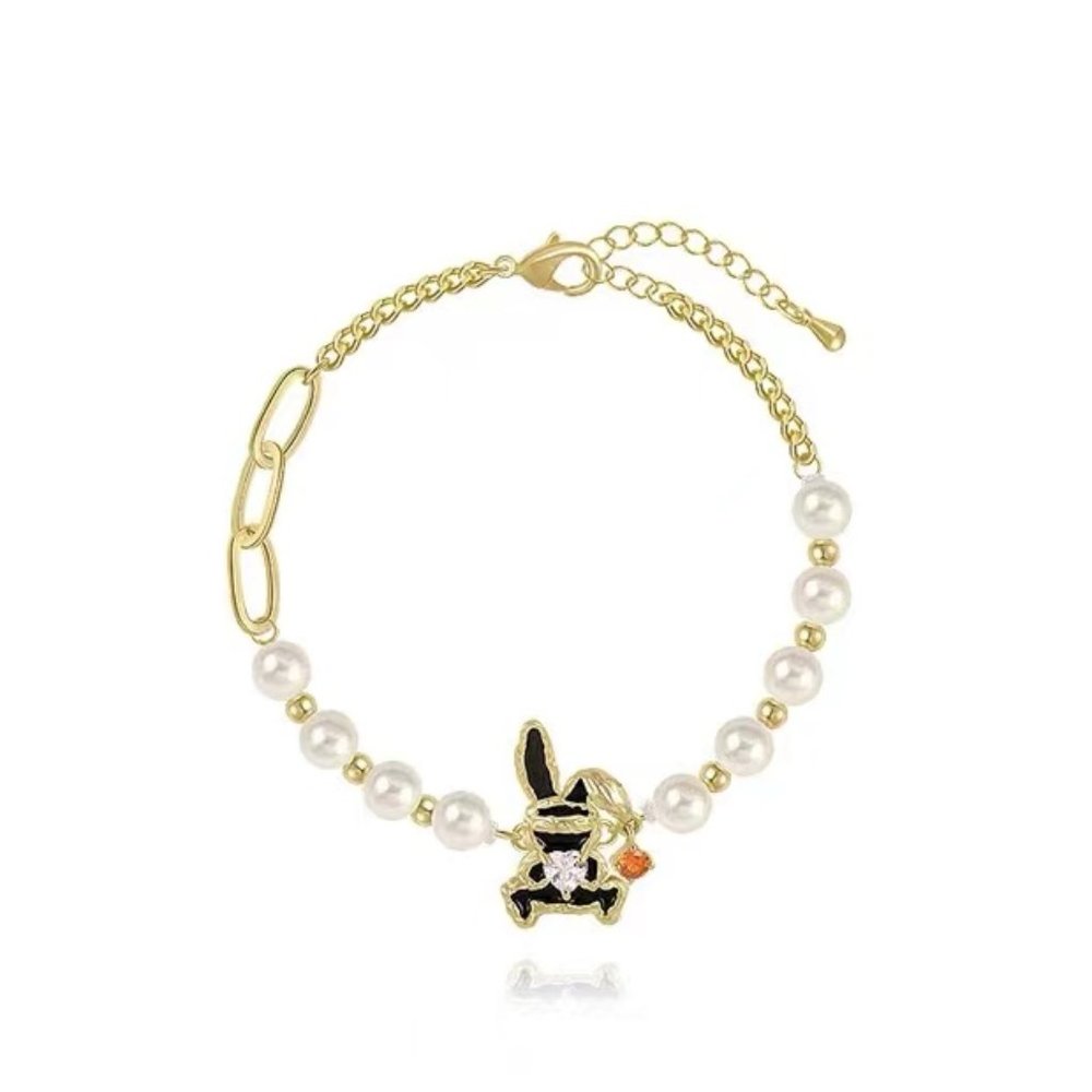 Wonderland mystery rabbit pearl necklace girl